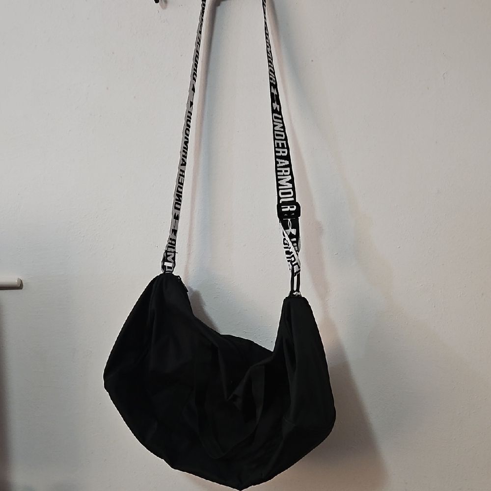 Under Armour Black Shoulder Bag with White Strap